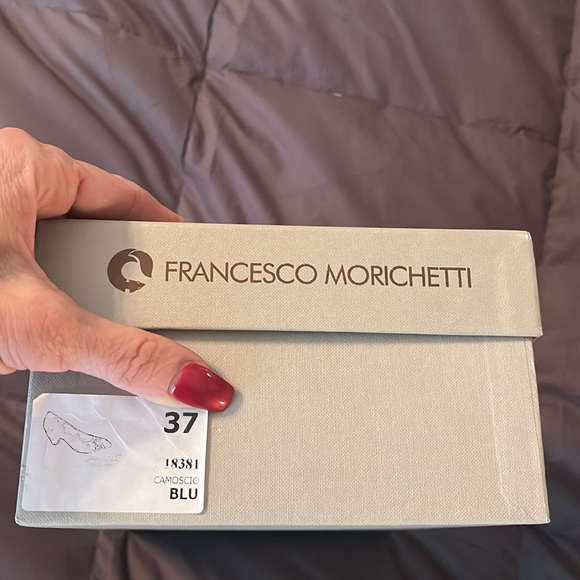 Francesco Morichetti Blue Suede Pumps “Camoscio” style in Box - Picture 6 of 9